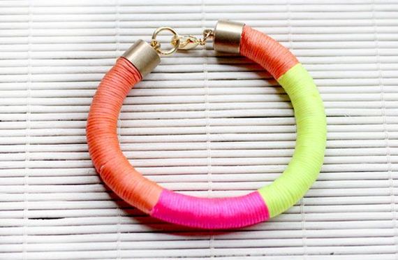 03-In-Style-Do-It-Yourself-Bracelet