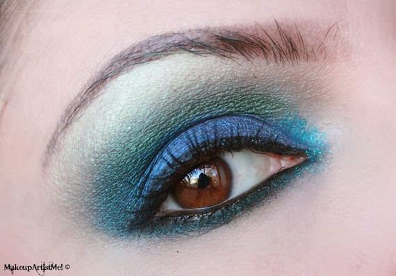 05-Deep-Blue-Inspired-Eye-Makeup