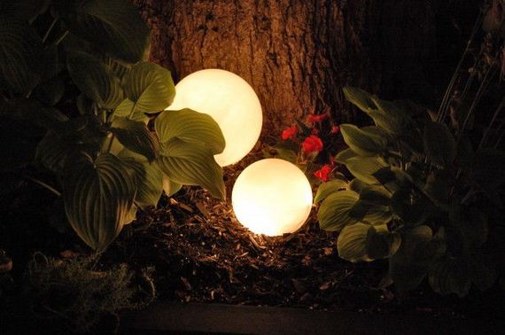 08-DIY-Garden-Lighting-Ideas