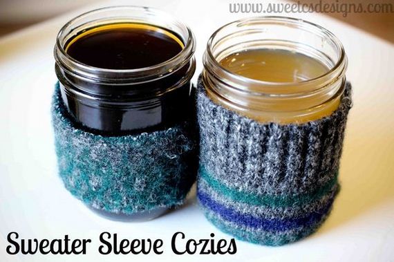 12-DIY-Ideas-For-Recycling-Old-Sweaters