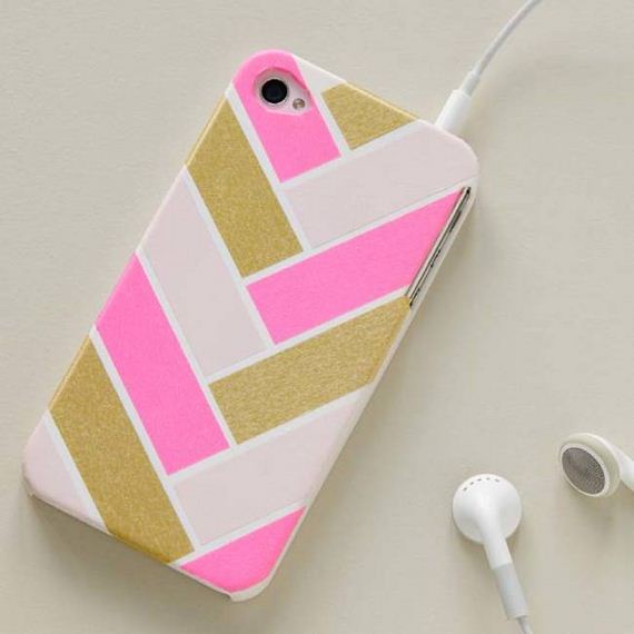17-DIY-Phone-Cases-You-Can-Make