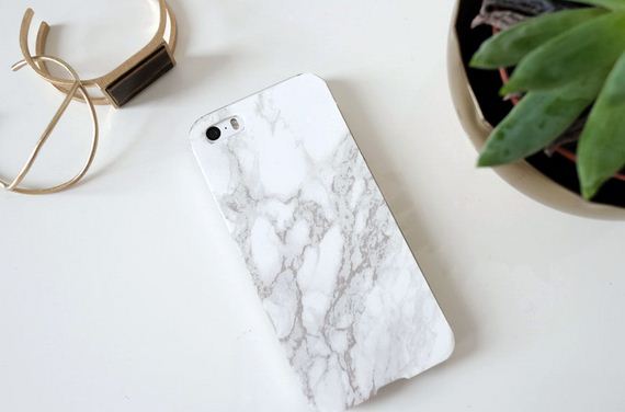 25-DIY-Phone-Cases-You-Can-Make