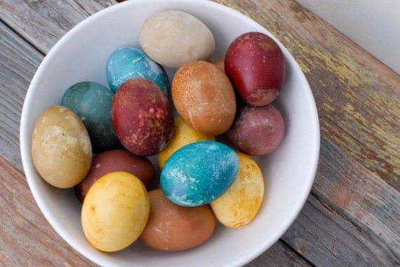 29-Ways-to-Decorate-Easter-Eggs