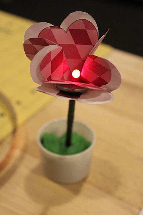 03-DIY-Paper-Flower