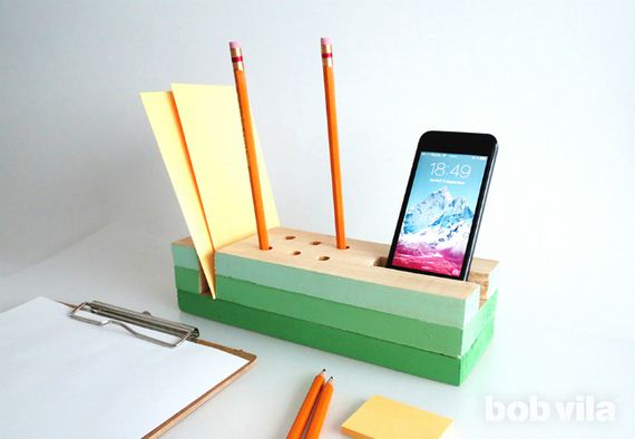41-diy-floating-wood-night-stand