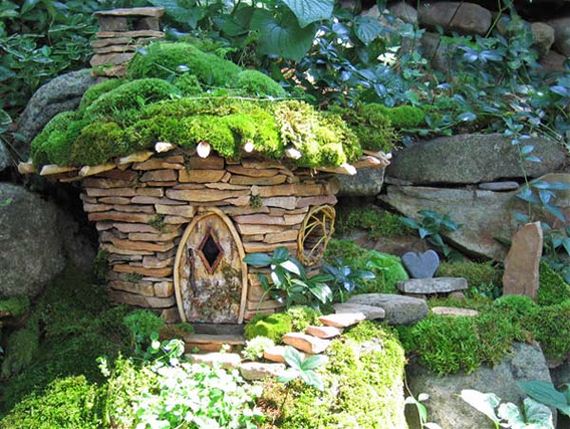 04-Mini-Garden-Stone-Houses