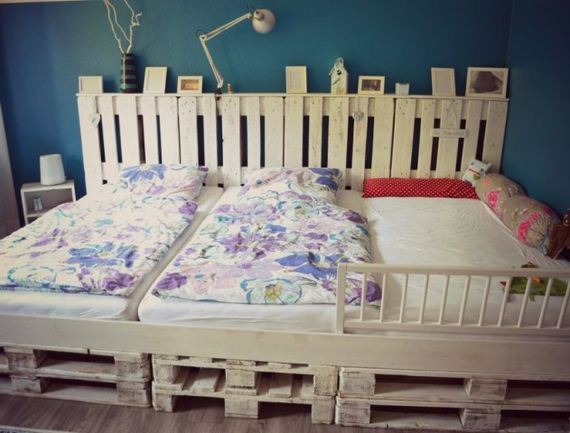 01-Best-DIY-Pallet-Bed-Projects