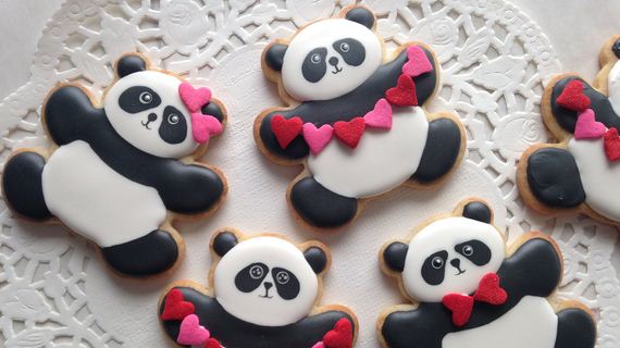 21-Panda-Cupcakes