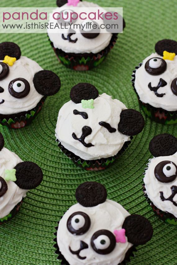 23-Panda-Cupcakes