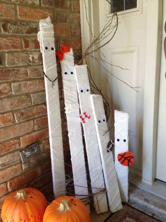04-halloween-decorations-made-out-of-recycled-wood
