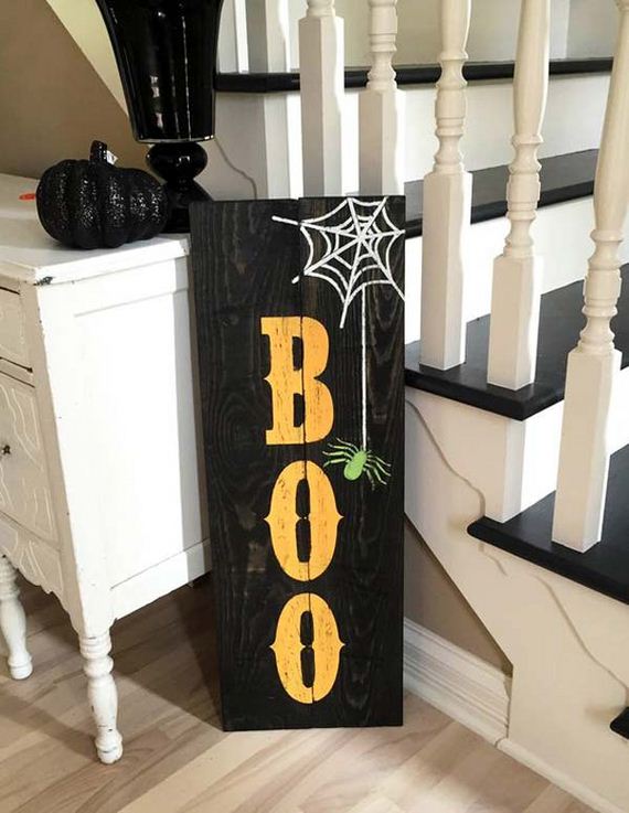 16-halloween-decorations-made-out-of-recycled-wood