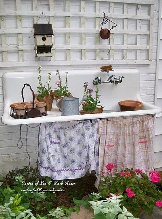 10-bench-gardening