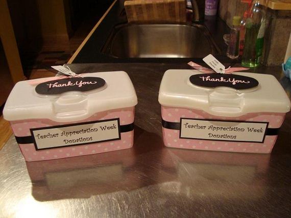 14-Awesome-Ways-to-Reuse-Baby-Wipes-Containers