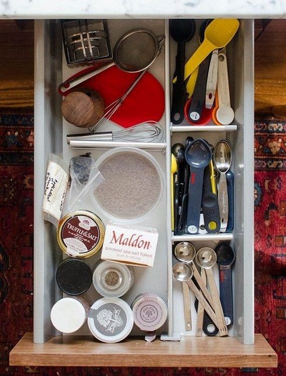 15-Kitchen-Organized