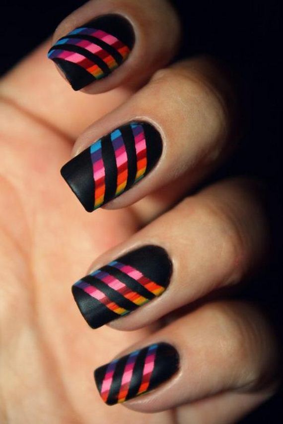 15-Striped-Nail-Designs