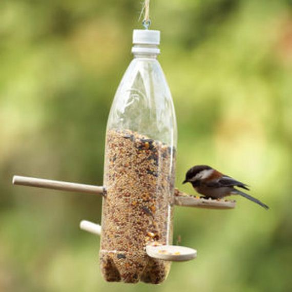 12-homemade-bird-feeders