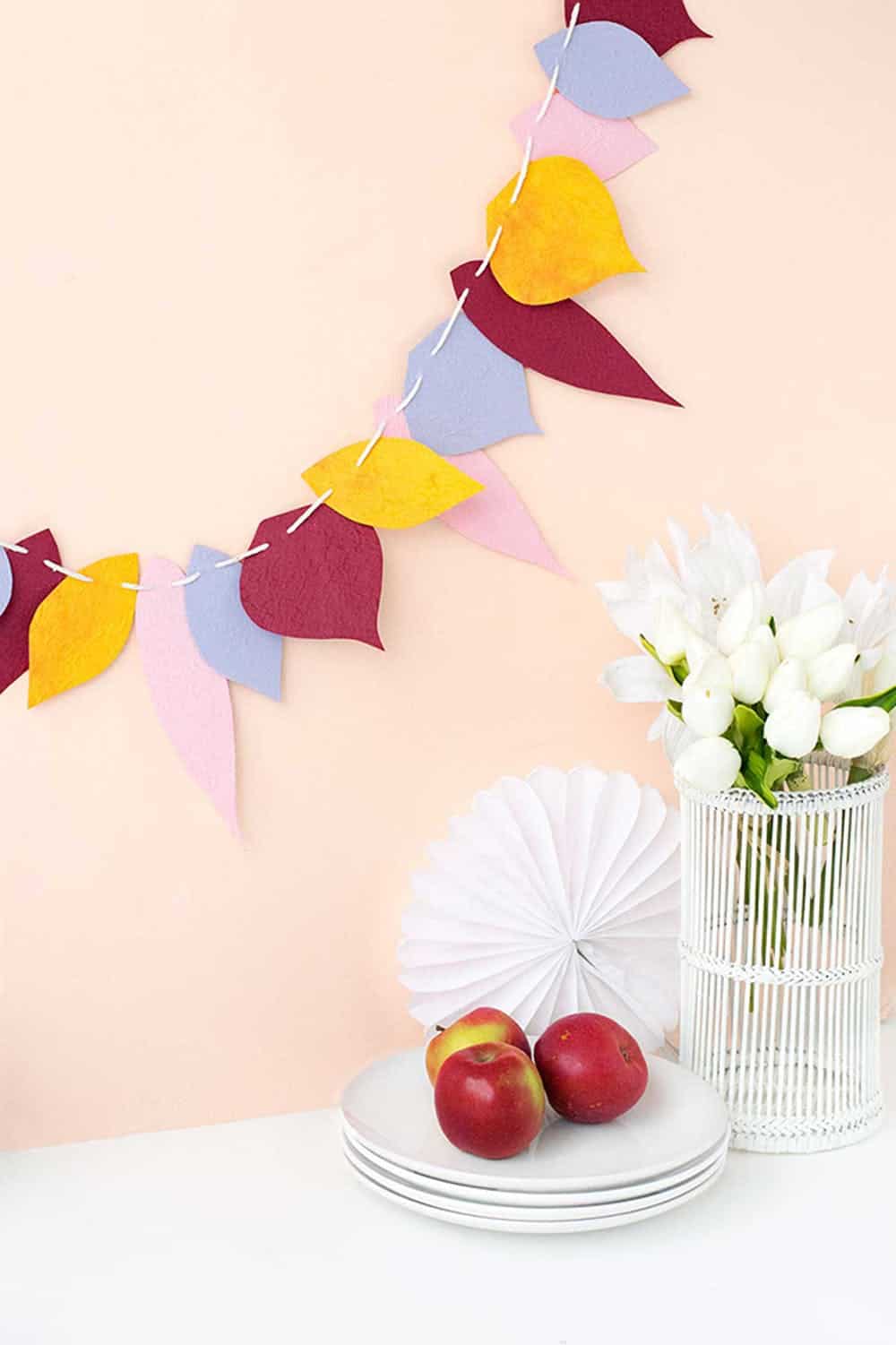 20 DIY Thanksgiving Decor Ideas To Brighten Your Home - DIYCraftsGuru
